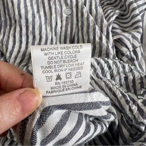 Jane and Delaney Large Elegant gray and White Striped Button Down Shirt - Picture 4 of 7